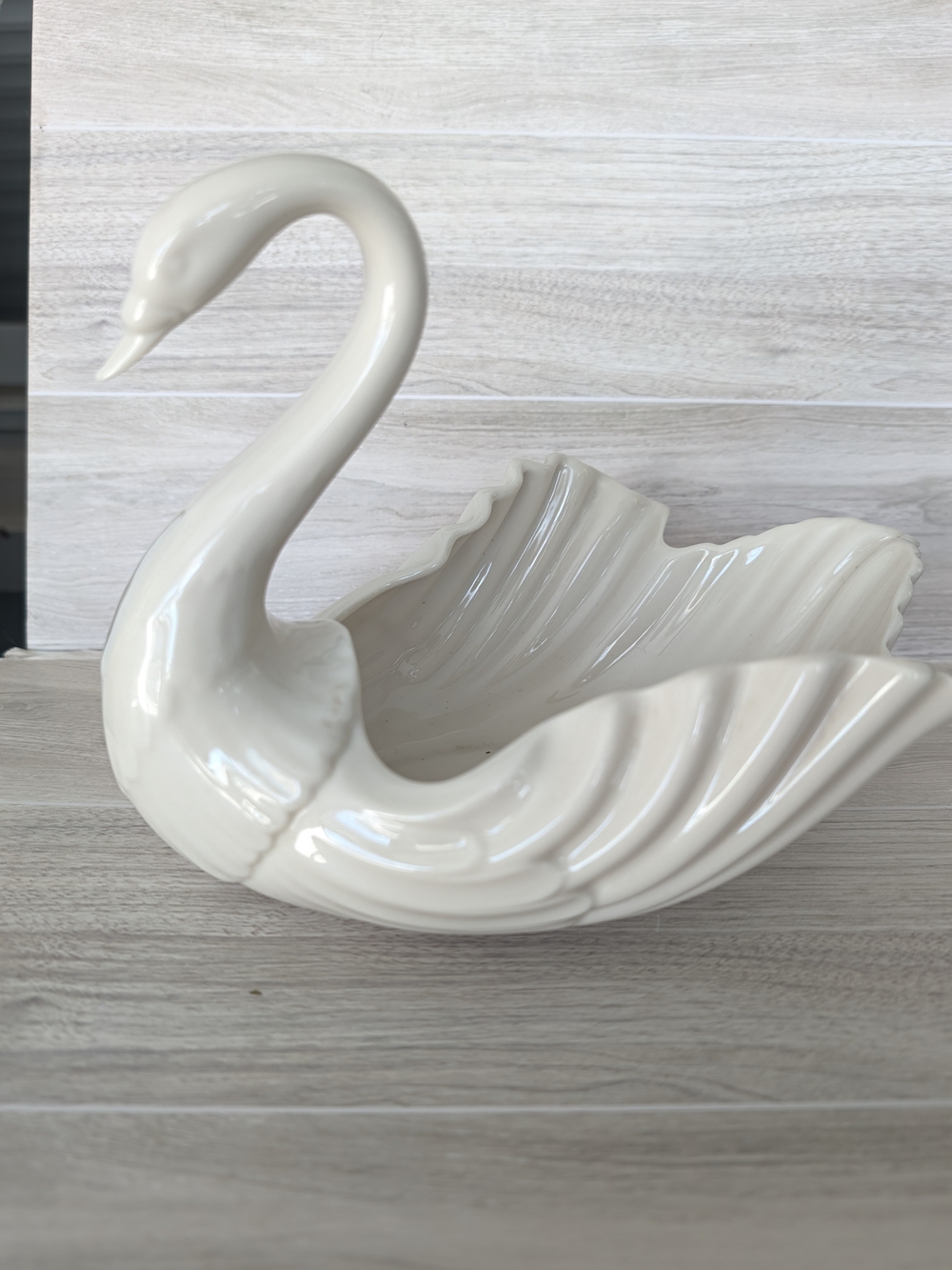 Lenox Cream Ceramic Swan Bowl